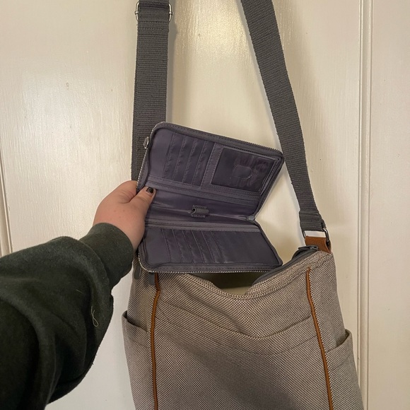 31 purse and matching wallet - Picture 2 of 3